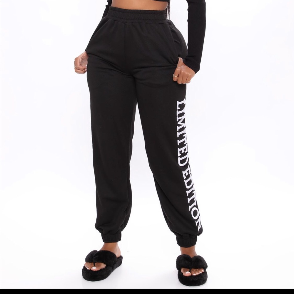 Sweat pants